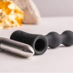 ROCKS-OFF - PETITE SENSATIONS PEARLS PLUG ANALE VIBRATORE NERO - immagine 5